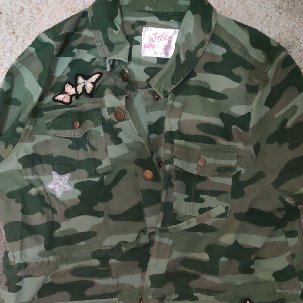 Girls 2 PC Camo Skirt Set - Picture 2 of 6